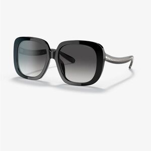 Coach HC8323U C6185 Oversized Square Sunglasses Black Gradient lens